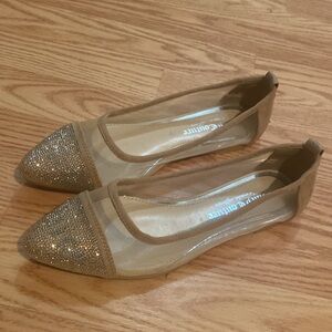 Juicy Tan and Gold Flats 6.5